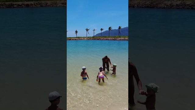 пляж без волн в Нячанге Вьетнам  #beach#пляж#fun#funnyVideo#hilarious#shortsvideo#humor#юмор#дети