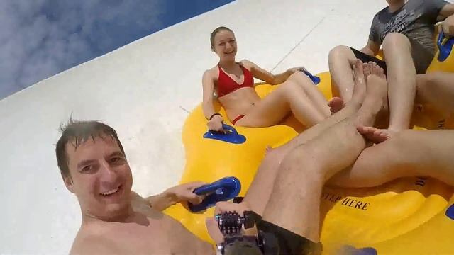 Семейная горка в аквапарке Vinpearl - Нячанг, Вьетнам