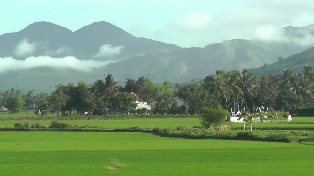 Дорога из Нячанга в Далат.Вьетнам.Road to Da Lat from Nha Trang.Vietnam.