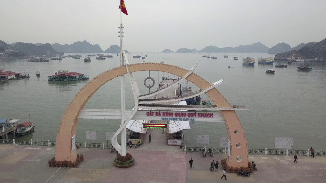 Port de Cat Ba Vietnam -  Drone Mavic Pro 4K !