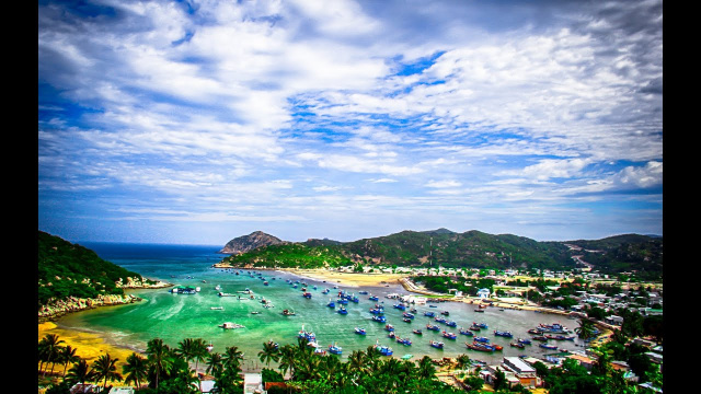 Tr&ecirc;n Vịnh Vĩnh Hy
