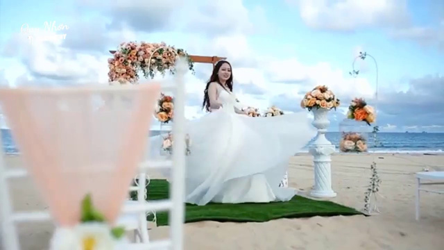Destination Wedding in Vietnam / Quy Nhon beach