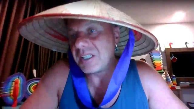 &laquo;Автономия от денег или изобильная автономия&raquo; Сергей Логинов (Вьетнам)