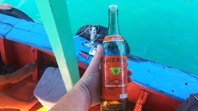 Рыбалка во Вьетнаме! Чистая вода и мутные напитки)