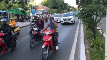 Вьетнам. Нячанг. Как переходить дорогу во Вьетнаме? Не повторять если впервые в отпуске! Трэш🤪