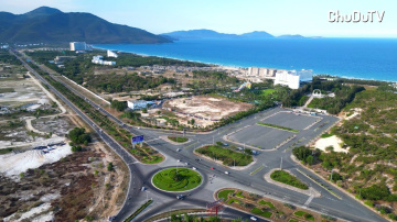 Tham quan đại lộ nối s&acirc;n bay Cam Ranh với Nha Trang | Khu tưởng niệm Gạc Ma