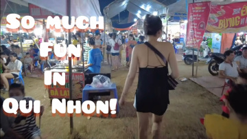 Today we eat @ Qui Nhon Yesterday. 🤭, then we walk Quy Nhon @ night! Vietnam