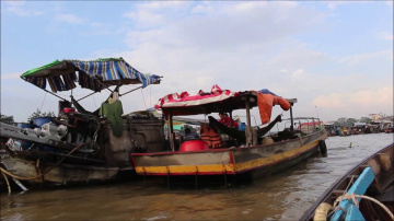 Can Tho Floating Market River Boat Tour